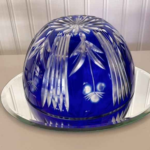 Vintage Bohemian Cobalt Blue Crystal Cut To Clear Bowl. Collectible - Picture 3 of 10